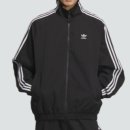 2605 | 아디다스 오버사이즈 트랙 탑 KC2605 힙스터들의 교복! 🧢 '아디다스 오버사이즈 트랙 탑' 30% 할인...