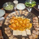 무쇠김치삼겹 이미지