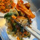 GS25신창점 | 부모님과 떠난 1박 2일 부산 여행 2탄 (국제시장, 깡통시장, 광안리 드론쇼, 등대상회)