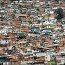 베네수엘라 수도 카라카스 ..다운타운의 모습과 빈민가 사진 이미지