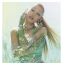 아리아나 그란데 Swarovski’s Dragonfly Jewellery Collection, March 2026 이미지