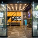 서브마린 수영장 이미지