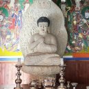 한계리 석조비로자나불좌상 | 연못 석불 전설 ‘괴산 각연사 석조비로자나불좌상’