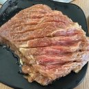 늘봄소와돼지마을 이미지