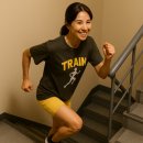 신애라생활건강 | 🧡 신애라 계단 오르기 루틴 공개! “우리 집은 11층이에요~ 매일 오르기 운동으로 건강 챙겨요!”