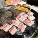 금솥 돼지찌개 이미지