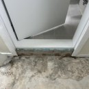 성호경로당 | 화장실 썩은문틀제거 몰딩재시공