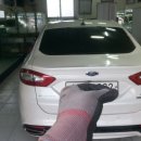 포드 퓨전(FORD FUSION)고속도로에서 접촉사고 발생..양쪽 뒷휀다(쿼터판넬)덴트복원, 창동 미아리 수유리 수입차 덴트잘하는곳 이미지