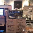 연남동 카페 저스트리슨 or 경희대 카페 브래댄코