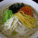 옛날잔치국수 이미지