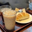 커피빈대학로마로니에점 | 커피빈에서 말돈소금빵을 팔길래 먹어봤다.