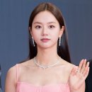 핑크손 이미지