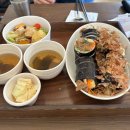 정성담은한끼 | [수원 행궁동 맛집] 제철채소를 담은 건강하고 정성스러운 한 끼 김밥 맛집 '계절 곳간'_웨이팅 및 솔직...