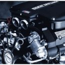 BMW M5 엔진 이미지