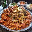개나리빌라 앞 | [잠실맛집/방이동맛집] 힙한 감성의 불쇼 아구찜! 이색적인 잠실데이트 코스로 완벽한 '개나리아구찜본점'