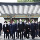 오월에윤 이미지