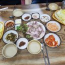 돼지칼국수 이미지