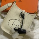 크림(cream) | 에르메스 에블린 16 Cream 금장 후기 (워크인 성공 + 크림 / 나타 / 끄레 비교)