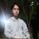 2025100577 / 송희수 / 자화상-Self portrait 이미지