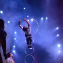 동춘서커스 초인의 비상 이미지