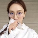 예쁘다 안경 이미지