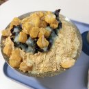 쿠운 | 강남역 빙수 맛집 | 신논현역 카페 쿠운 kuun 눈꽃빙수와 휘낭시에 디저트 후기