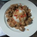 Petits Filets Strogonof Riz Pilaf(프티 필레 스트로고노프 리 필라프) : Fillet of Beef in a cream&amp;paprika sauce with savoury rice 이미지