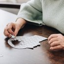 알츠하이머 치료제는 나왔군요.' 이미지