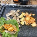 신선한주유소 | 안산 사동 가성비 고깃집 “쌈패” 솔직 후기 – 12종 신선한 샐러드바와 대패삼겹살의 환상 조합