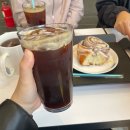 여의도 카페 시나본 여의나루역 한강뷰 매장 시나몬롤 맛집 메뉴 추천 내돈내산