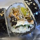 신촌김밥본점 | 신촌 연희김밥 메뉴 참치오징어김밥 매장 식사 후기