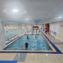 더 퍼스트 수영장 이미지