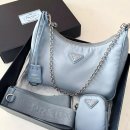 2005 | 프라다 리에디션 2005 후기, 데일리 가방으로 진짜 괜찮을까?