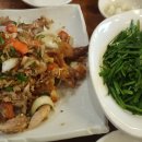 닭이 맛있는집 술통 이미지