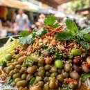 일광상회 | 나트랑 4월 5월 6월 7월 날씨와 옷차림 정보 및 건기의 맑은 하늘 아래 완전한 여름 반팔과 수영복 차림...