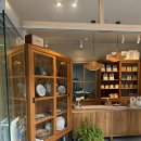 비아 살라리아 아시아드점 | [VIA SALARIA - 비아 살라리아] 공덕 경의선숲길 - 소금빵 맛집, 소금빵과 아이스크림의 조합이 환상...