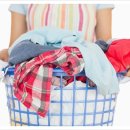 세탁을 위한 사람들 이미지