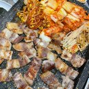 뼈부치삼겹살 | 이촌역 근처 맛집 서빙고식당 숨겨진 신용산 고기집 삼겹살 후기