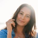 헤밍 | '브루스 윌리스 아내' 엠마 헤밍은 누구?... #나이 #직업 #사진 #얼굴 #사망 이후 #뇌기증 #FTD #향수...