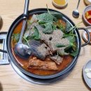 옹골찬 감자탕 이미지