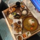 논현역 6번출구 뒤 이미지