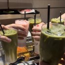 돼지가 미소지을때 이미지