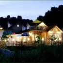 연못이 있는 풍경 이미지