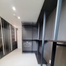 수완대방노블랜드5차 | 광주시스템행거 광산구 수완동 수완대방노블랜드5차 블랙 붙박이장이 있는 방에ㄱ자형 드레스룸