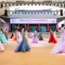 2026 호수벚꽃축제 패션위크, 3000여 명 참여 속 성황리 개최… 송파구 대표 문화행사로 자리매김 이미지