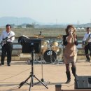 중앙 무대 이미지