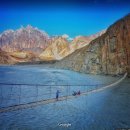 카라코람하이웨이 그리고 실크로드30일 여행기(28)파키스탄(23) 훈자에서 국경마을인 소스트로 가는 길(아바타드 호수, 인디아나 존스 다리, 파수 빙하) 이미지