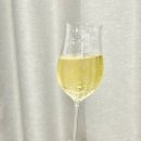 [샴페인 리뷰] 페리에주에 그랑브뤼 후기 - Perrier Jouet Grand Brut Champagne Review