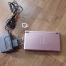 (판매완료) nintendo ds lite + R4칩 + 4기가 메모리 + 충전아답터 = 2만원 (무료 배송) 이미지