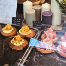 카페퀸 | 홍대디저트카페 오퍼 카페 애플시나몬 퀸아망 후기